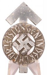 Karl Wurster M 1/34 HJ Badge in Silver