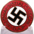 Membership badge N.S.D.A.P M1/137 Richard Simm & Söhne