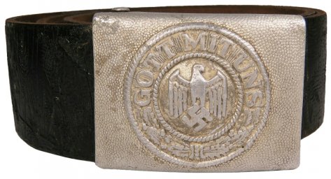 Wehrmacht Heer belt with aluminium buckle with a separate medallion